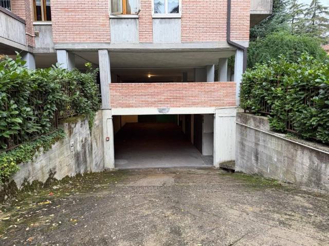 Box / Garage in vendita a Verona VR