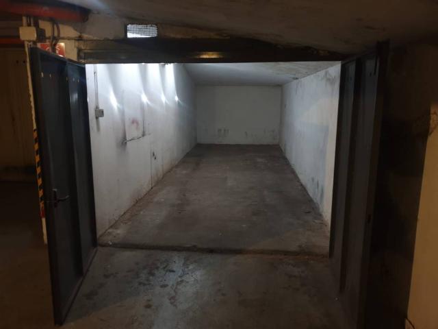Box / Garage in vendita a Verona VR