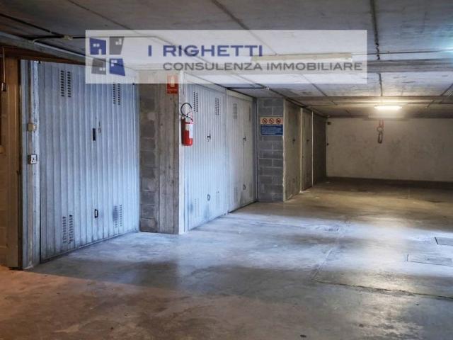 Box / Garage in vendita a Verona VR