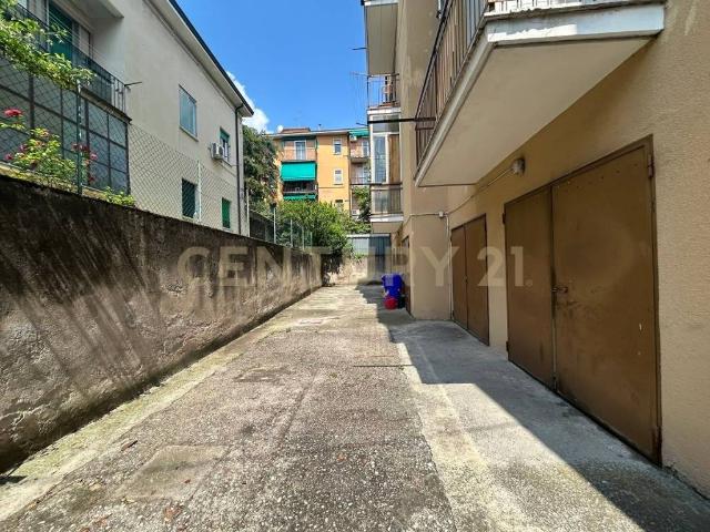 Box / Garage in vendita a Verona VR