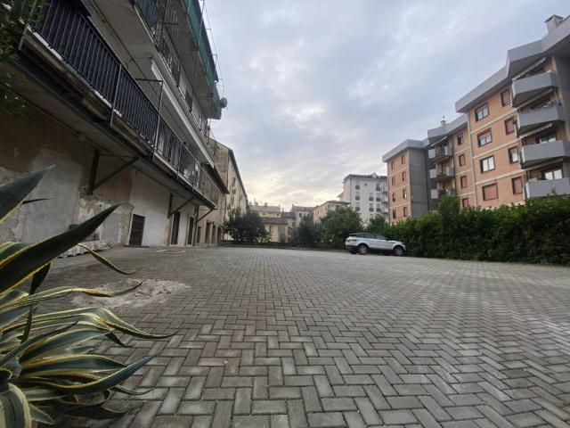 Box / Garage in vendita a Vicenza VI