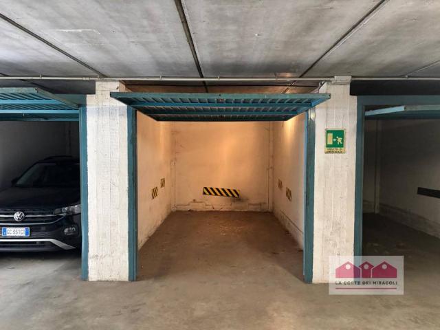 Box / Garage in vendita a Vicenza VI