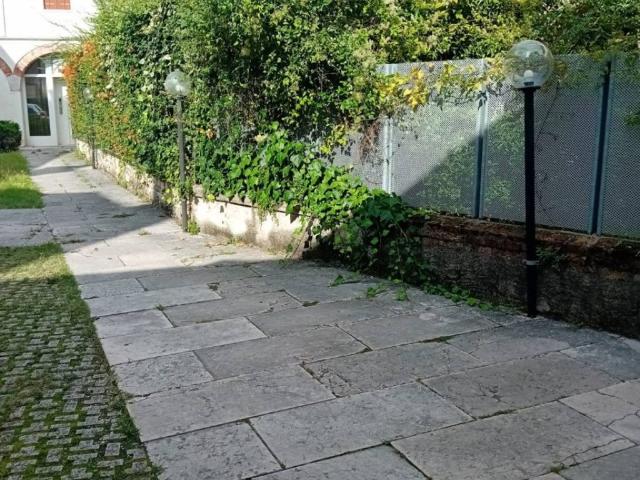 Box / Garage in vendita a Vicenza VI