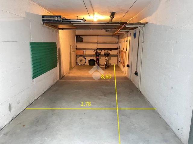 Box / Garage in vendita a Villa Cortese MI