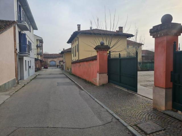 Box / Garage in vendita a Villanova d'Asti AT
