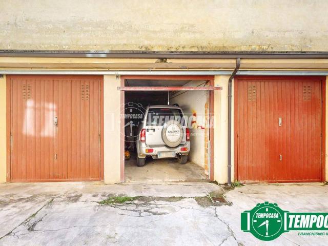 Box / Garage in vendita a Visone AL