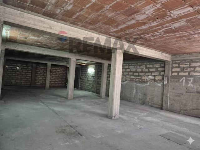Box / Garage in vendita a Vittoria RG