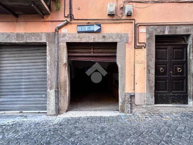 Box / Garage in vendita a Viterbo VT