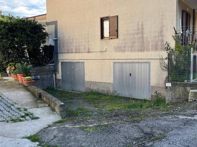 Box / Garage in vendita a Agropoli SA