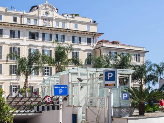 Box / Garage in vendita a Alassio SV