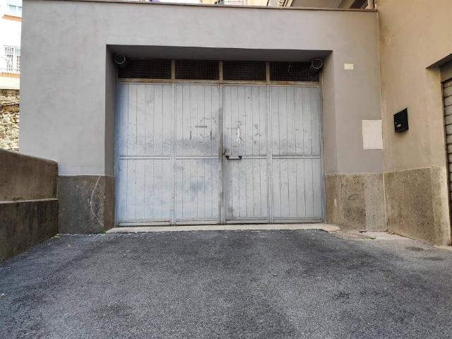 Box / Garage in vendita a Albano Laziale RM