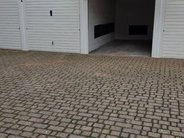 Box / Garage in vendita a Albenga SV