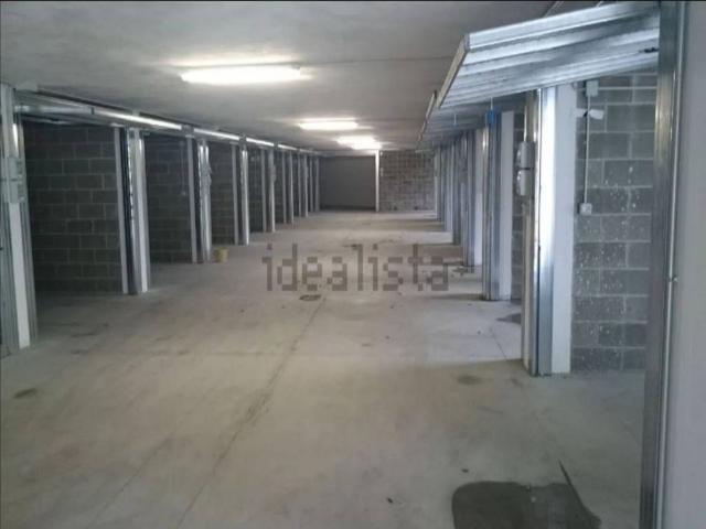 Box / Garage in vendita a Albissola Marina SV