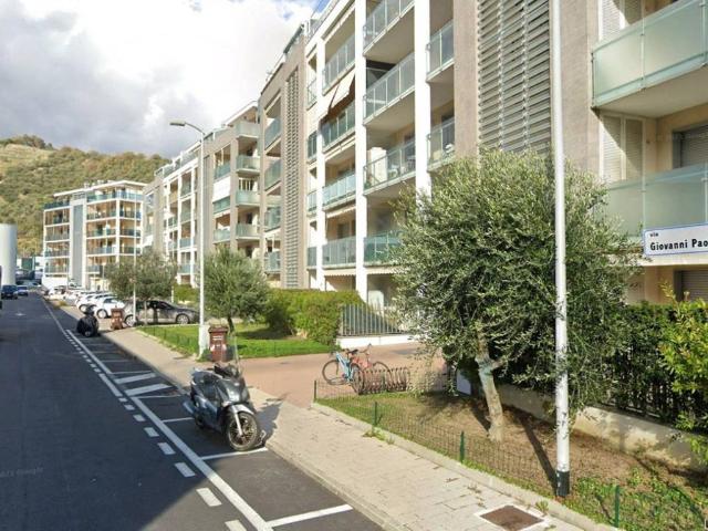 Box / Garage in vendita a Albissola Marina SV