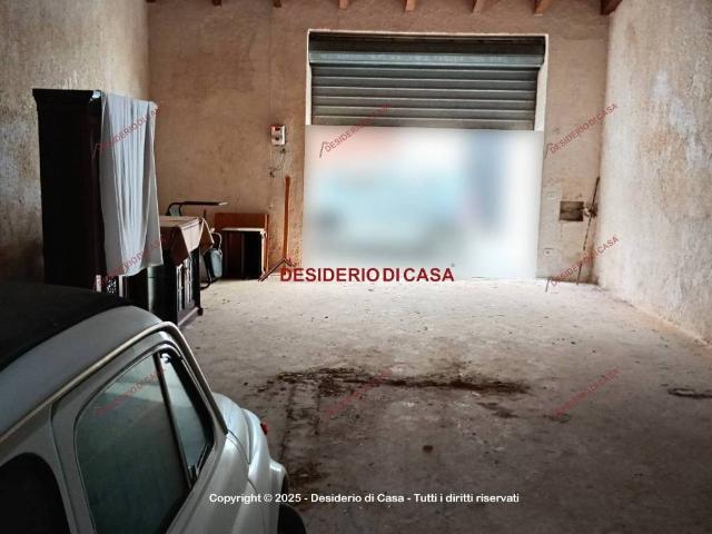 Box / Garage in vendita a Alcamo TP