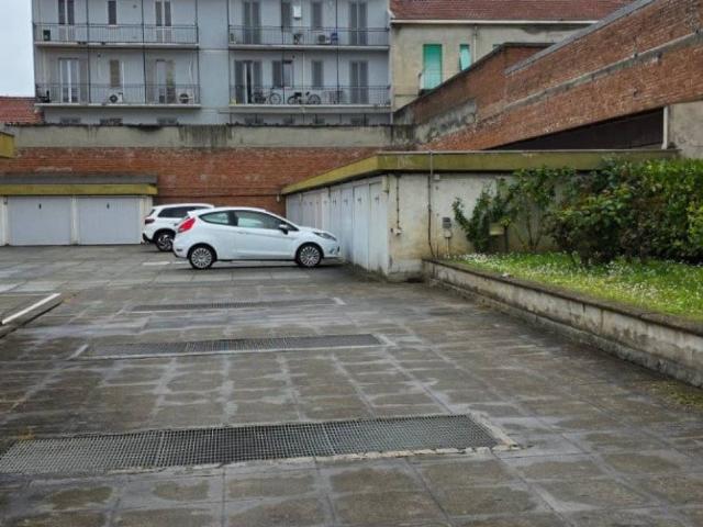 Box / Garage in vendita a Alessandria AL