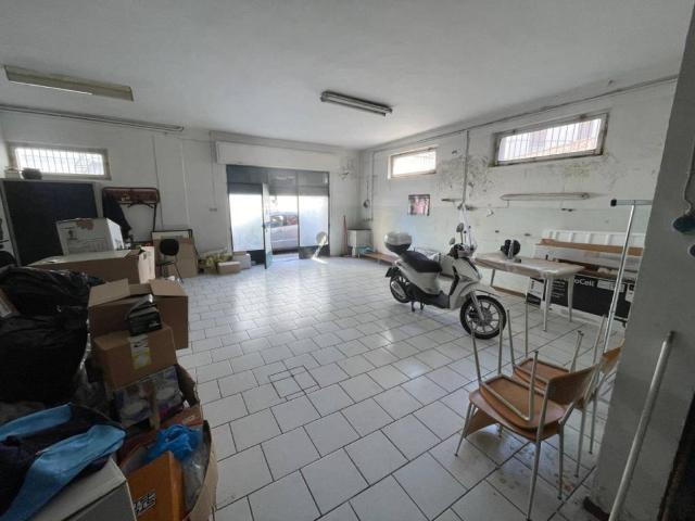 Box / Garage in vendita a Ancona AN