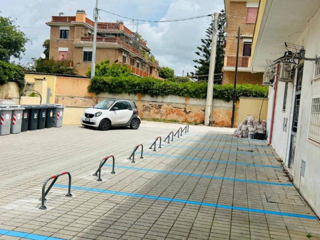 Box / Garage in vendita a Anzio RM