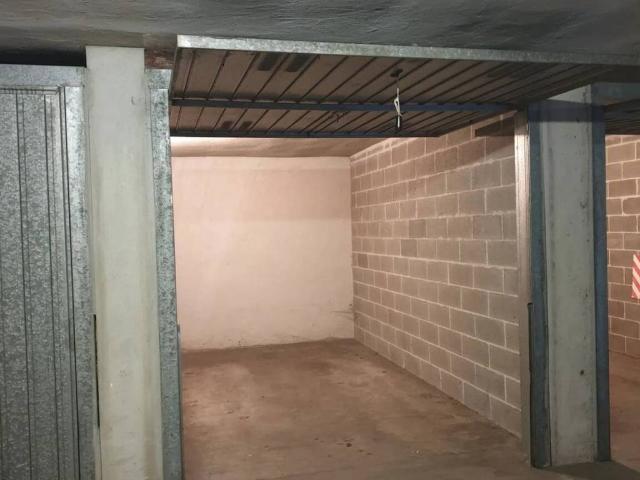 Box / Garage in vendita a Asti AT