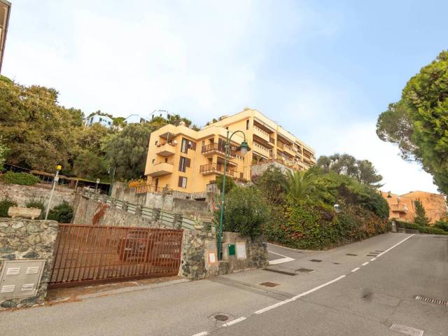 Box / Garage in vendita a Arenzano GE