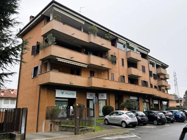 Box / Garage in vendita a Arese MI
