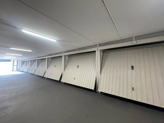 Box / Garage in vendita a Artena RM