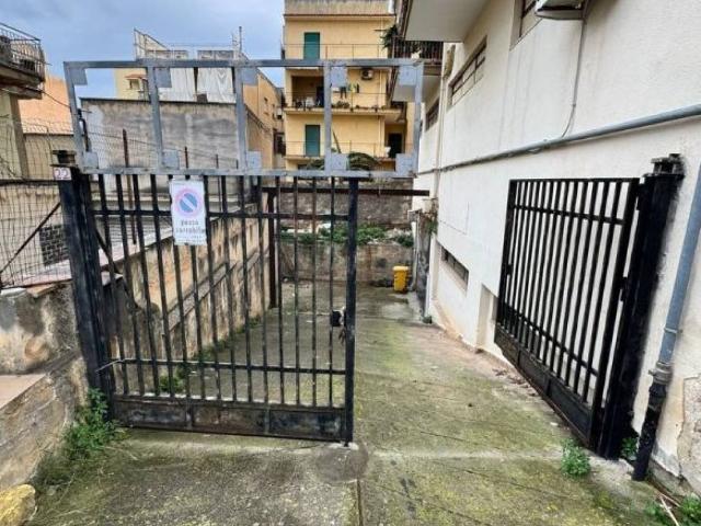 Box / Garage in vendita a Bagheria PA