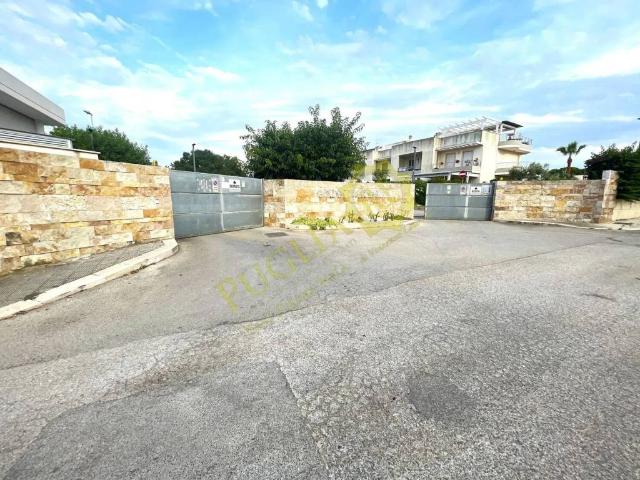 Box / Garage in vendita a Bari BA