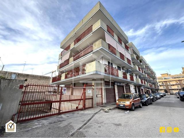 Box / Garage in vendita a Bari BA