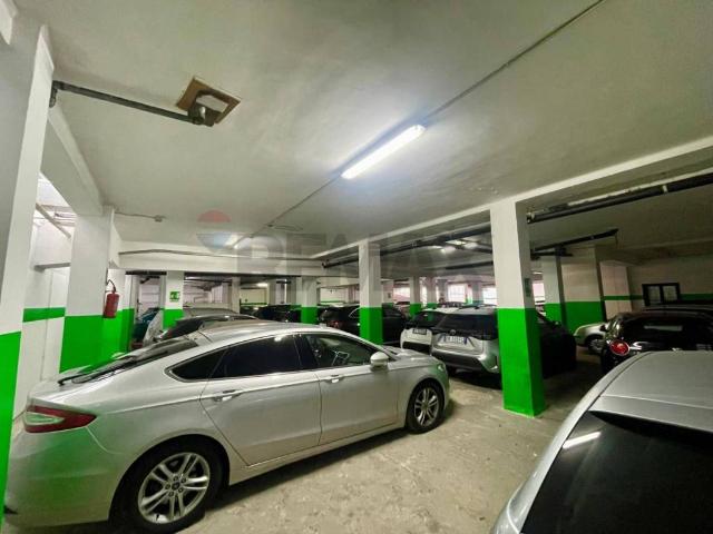 Box / Garage in vendita a Bari BA