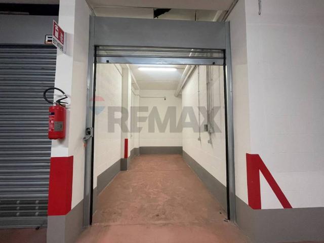 Box / Garage in vendita a Bari BA