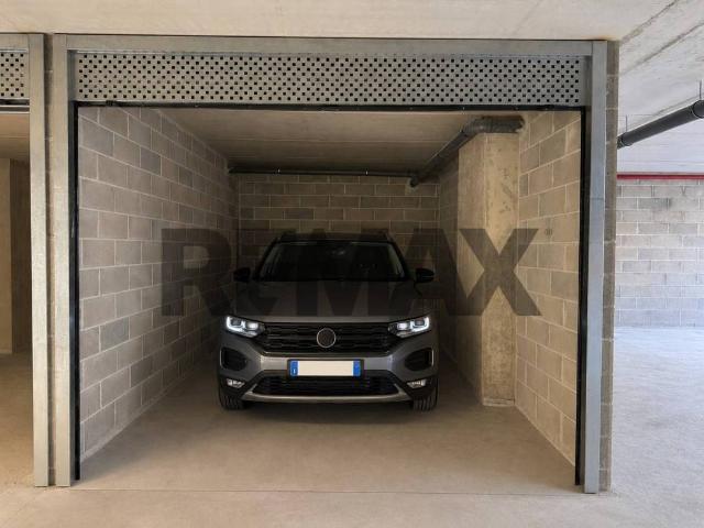 Box / Garage in vendita a Bari BA