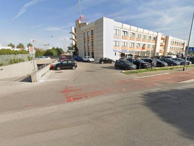 Box / Garage in vendita a Bari BA