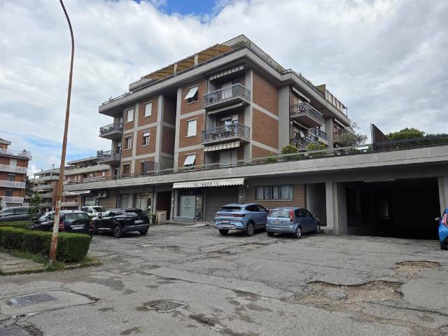 Box / Garage in vendita a Bastia Umbra PG