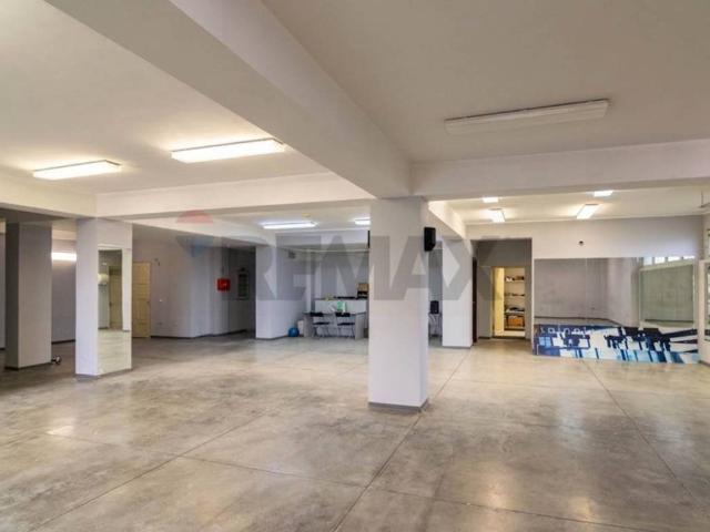 Box / Garage in vendita a Belpasso CT