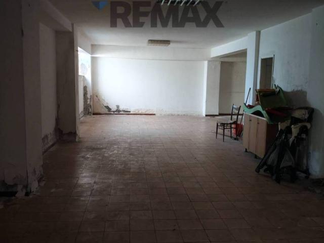 Box / Garage in vendita a Belpasso CT