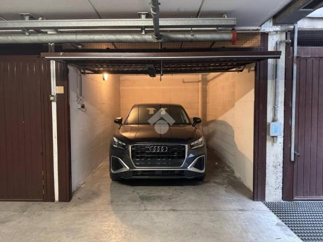 Box / Garage in vendita a Bergamo BG