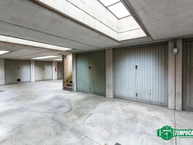 Box / Garage in vendita a Bergamo BG