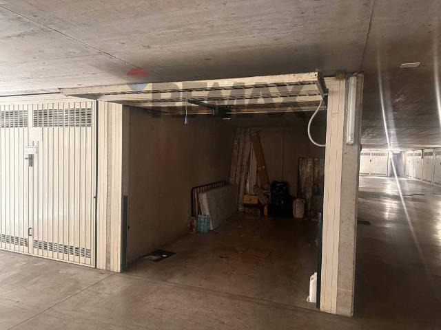 Box / Garage in vendita a Bergamo BG
