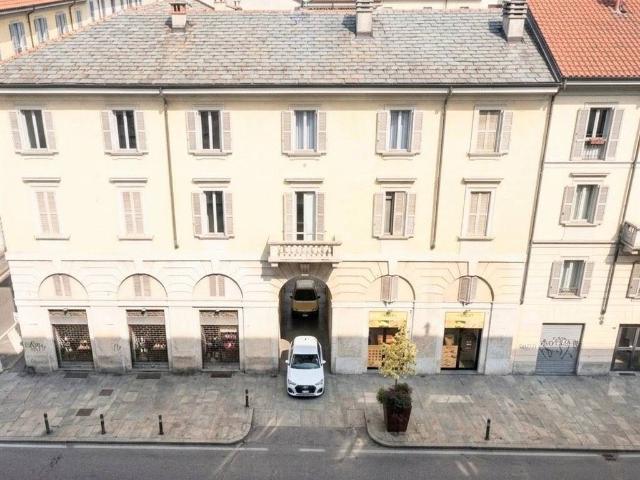 Box / Garage in vendita a Bergamo BG