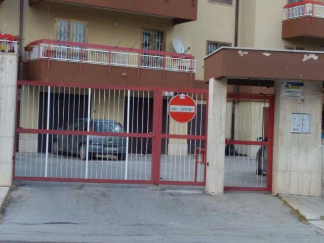 Box / Garage in vendita a Bisceglie BT