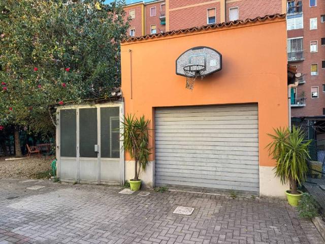 Box / Garage in vendita a Bologna BO