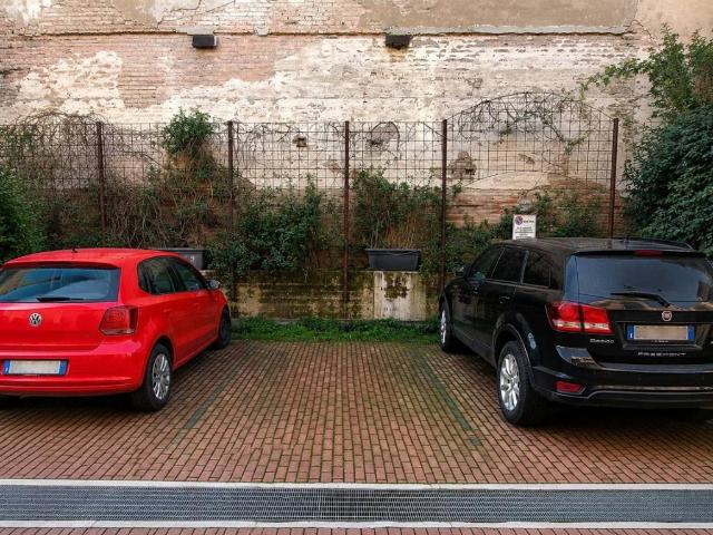 Box / Garage in vendita a Bologna BO
