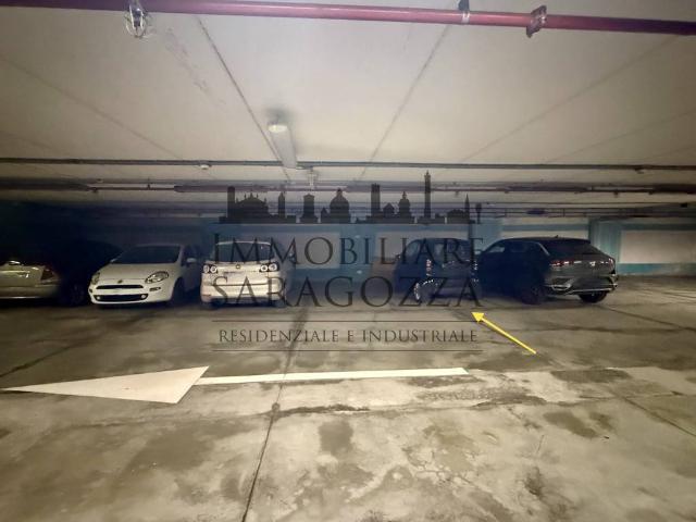 Box / Garage in vendita a Bologna BO