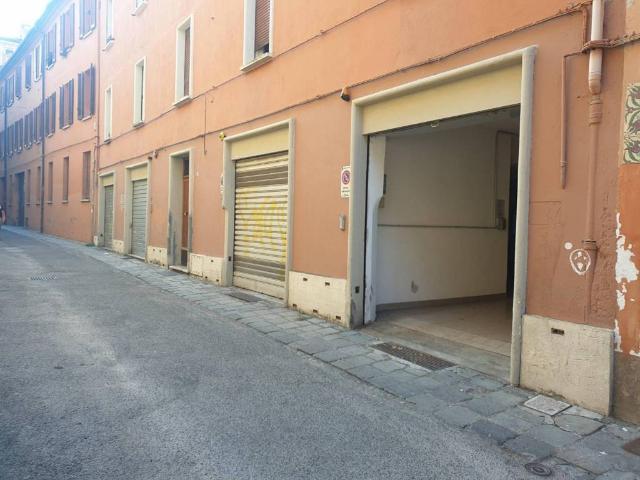 Box / Garage in vendita a Bologna BO