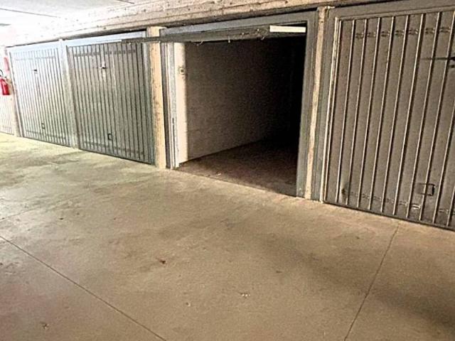 Box / Garage in vendita a Bologna BO