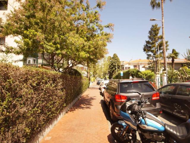 Box / Garage in vendita a Bordighera IM
