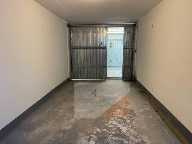 Box / Garage in vendita a Bordighera IM