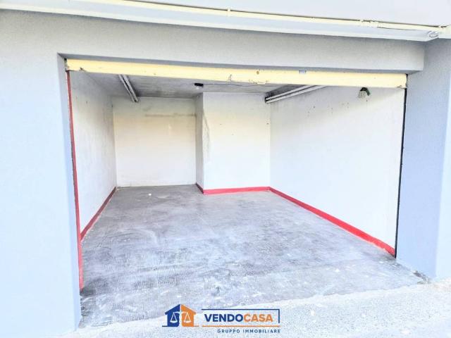 Box / Garage in vendita a Borghetto Santo Spirito SV