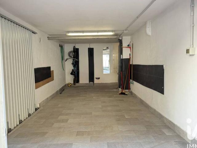Box / Garage in vendita a Borghetto Santo Spirito SV